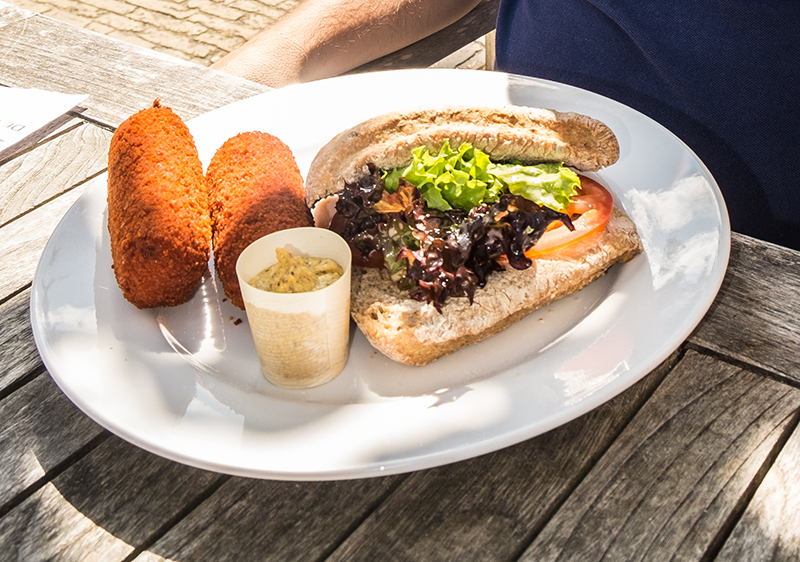 Cosa mangiare ad Amstrerdam: Crocchette di carne olandesi
