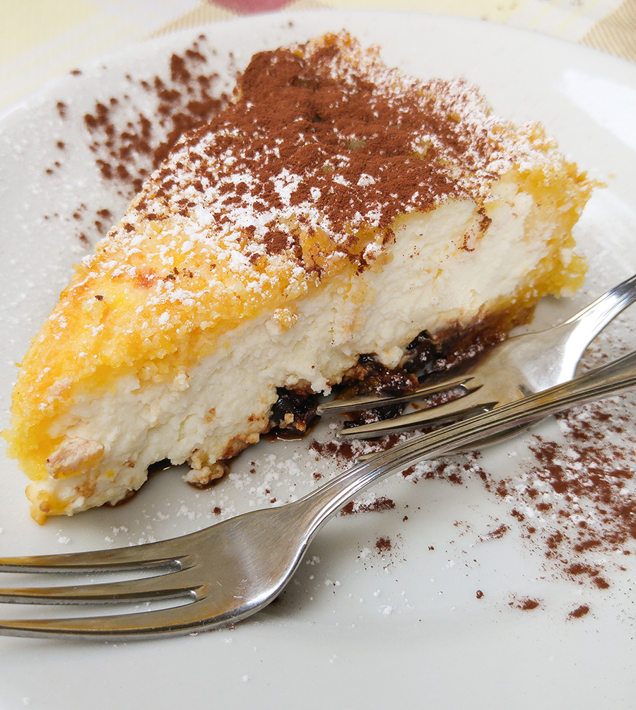Cosa mangiare a Roma: crostata-visciole