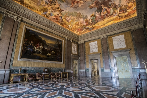 Salone-interno-Reggia-di-Caserta